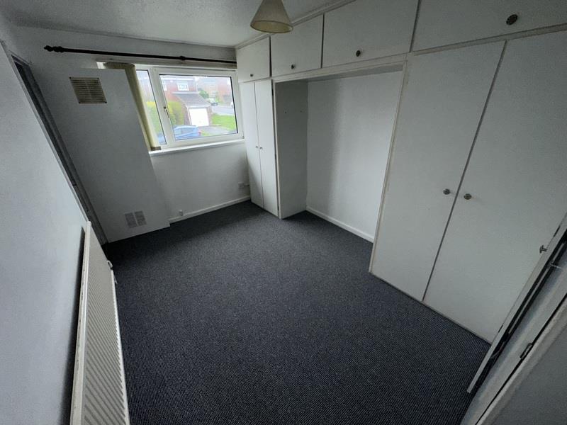 2 bed property in Lyncroft Close, Old St Mellons